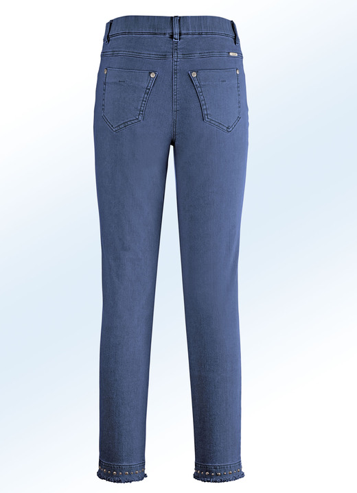 SALE % - Magic-Jeans mit toller Nietenzier sowie angesagtem Fransensaum Ansicht 21 SALE % - Magic-Jeans mit toller Nietenzier sowie angesagtem Fransensaum, in Größe 017 bis 052, in Farbe WEISS Ansicht 21