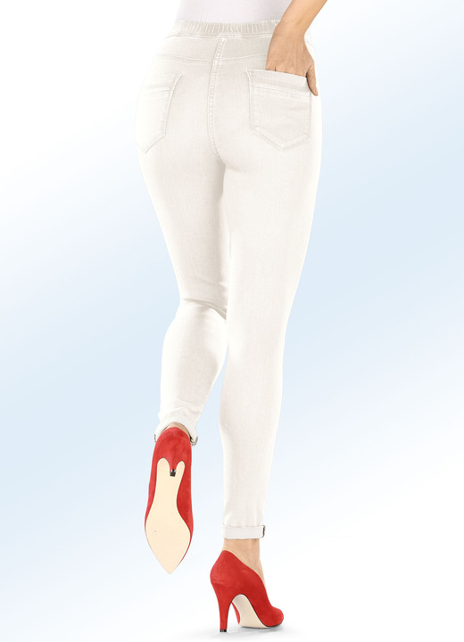 Hosen in Schlupfform - Super softe Jegging-Jeans, in Größe 017 bis 050, in Farbe JEANSBLAU Ansicht 12