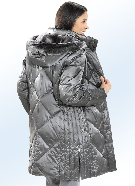 Jacken & Mäntel - Kurzmantel mit figurfreundlicher Längssteppung, in Größe 036 bis 054, in Farbe TITAN Ansicht 2