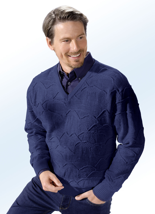 - Schicker V-Pullover in 2 Farben, in Größe 046 bis 062, in Farbe BLAU