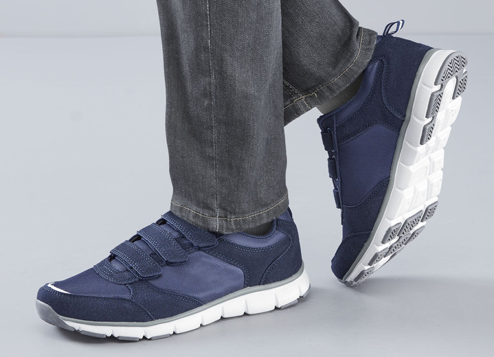 Slipper & Schnürschuhe - Sportliche Herren-Slipper, mit herausnehmbarem Fußbett Ansicht 2 Slipper & Schnürschuhe - Sportliche Herren-Slipper, mit herausnehmbarem Fußbett, in Größe 040 bis 047, in Farbe MARINE Ansicht 2