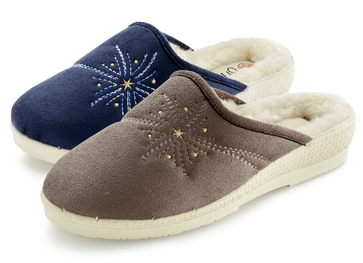 Damenmode - Zweierpack, warme Damen-Hausschuhe, Weite H, mit Wolle, in Größe 036 bis 041, in Farbe TAUPE+MARINE Ansicht 1