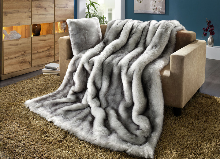 Decken - Wohn-Accessoires aus naturgetreuem Langhaar-Webpelz, in Größe 215 (Felldecke, 150x200 cm) bis 910 (Kissen mit Füllung, 45x 45 cm), in Farbe WEISS-SILBER MELIERT, in Ausführung Phoenix Ansicht 1