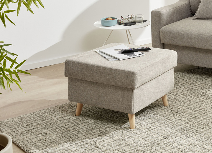- Frei im Raum aufstellbare Polstermöbel, in Farbe BEIGE, in Ausführung Hocker