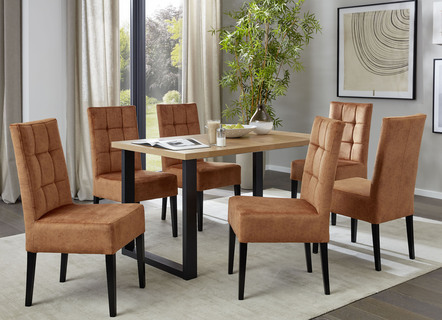Stilsichere Stühle mit schwarz lackierten Massivholzfüßen, 2er-Set