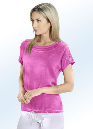 Shirt in angesagter Kaltfärbung
