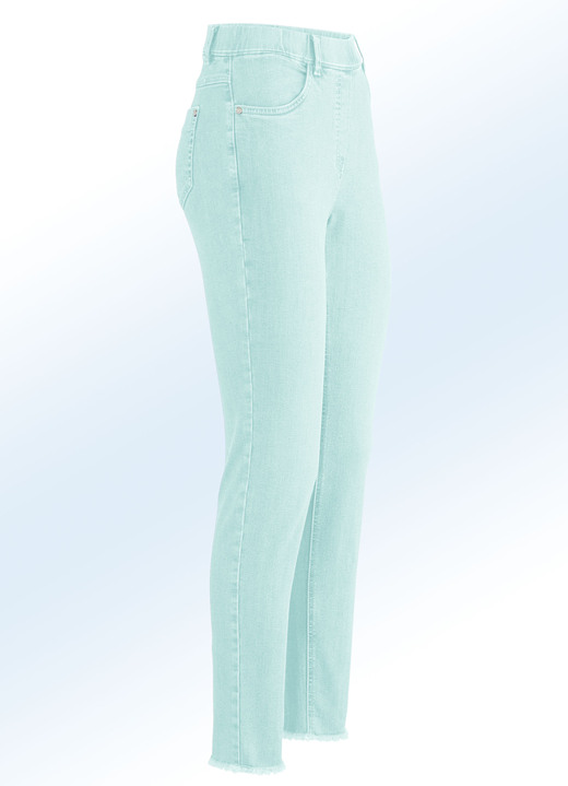 Hosen - Magic-Jeans mit angesagtem Fransensaum, in Größe 017 bis 052, in Farbe MINT Ansicht 1