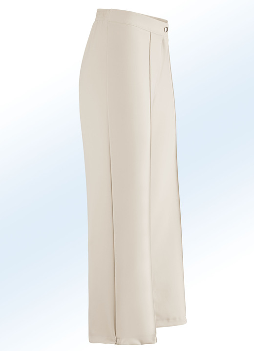Hosen mit Knopf- und Reißverschluss - Hose in 7/8-Länge, in Größe 018 bis 054, in Farbe BEIGE Ansicht 1