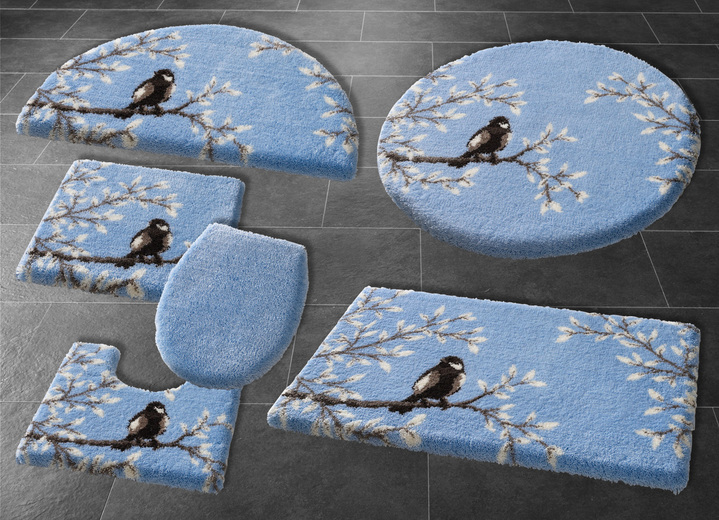 - Badgarnitur von Grund mit rutschhemmender Rückseite, in Größe 100 (Vorleger halbrund, 50/ 80 cm) bis 112 (WC-Deckelbezug, 47/ 50 cm), in Farbe BLAU Ansicht 2