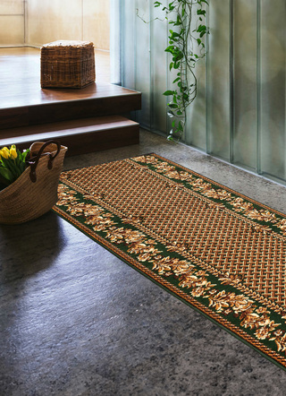 Läufer mit blumigen Ornamenten