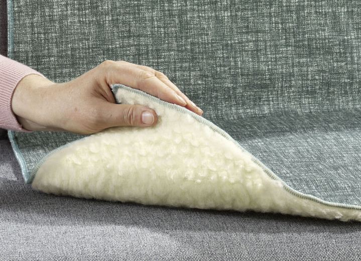 Sessel- & Sofaüberwürfe - Wohnaccessoires aus 100% Baumwolle, Unterseite 100% Schurwolle, in Farbe NATUR, in Ausführung Armlehnenschoner, 2er-Set, mit Schurwoll-Wendeseite Ansicht 4