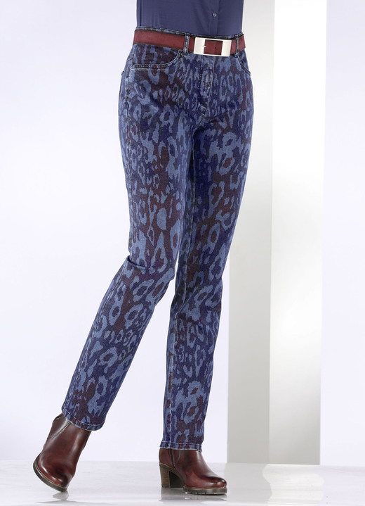 Hosen - Jeans mit angesagter Tierfelldessinierung Ansicht 3 Hosen - Jeans mit angesagter Tierfelldessinierung, in Größe 017 bis 052, in Farbe DUNKELBLAU-JEANSBLAU-BORDEAUX Ansicht 3