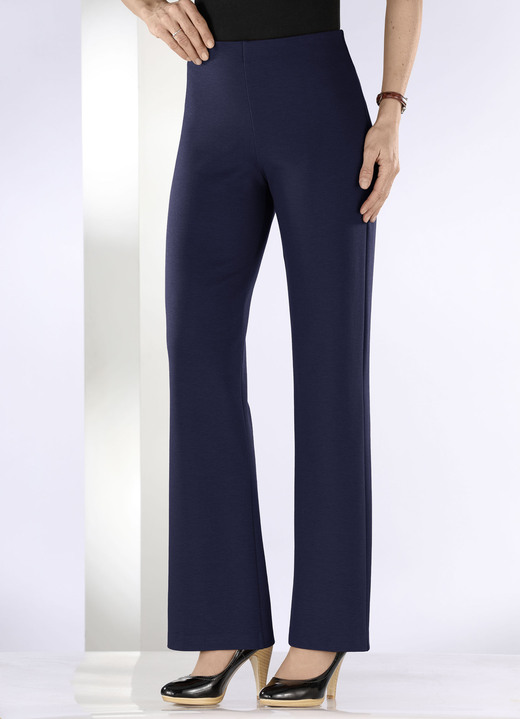 Hosen in Schlupfform - Jerseyhose mit ausgestellter Fußweite, in Größe 018 bis 092, in Farbe ROYALBLAU Ansicht 15