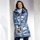 - Funktions-Kurzmantel im trendy Puffer-Style, in Größe 034 bis 052, in Farbe ATLANTIK – Farbe ATLANTIK – Ansicht 1