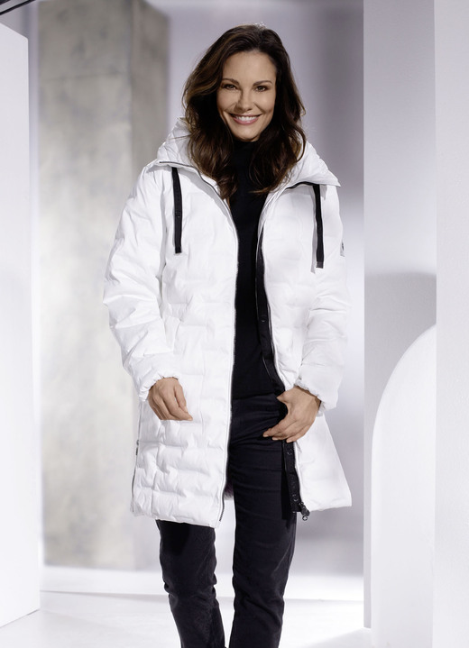 - Funktions-Kurzmantel in 2 Farben, in Größe 034 bis 050, in Farbe NATURWEISS Ansicht 2