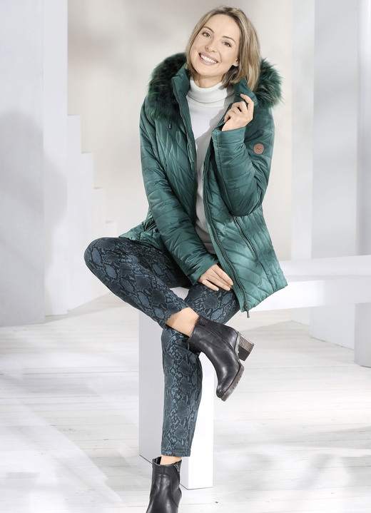 Winterjacken - Jacke mit abnehmbarer Kapuze Ansicht 3 Winterjacken - Jacke mit abnehmbarer Kapuze, in Größe 036 bis 052, in Farbe STAHLBLAU Ansicht 3