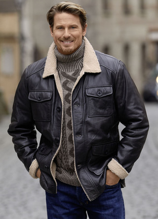 Lederjacke mit Knopfleiste