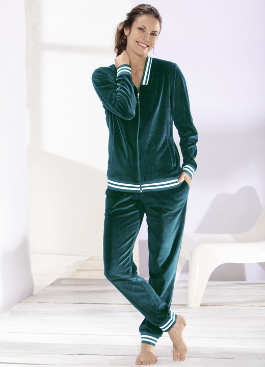 Freizeitanzüge - Hausanzug von Laurina, in Größe 018 bis 052, in Farbe SCHWARZ Ansicht 2