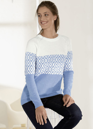 Pullover mit grafischen Elementen