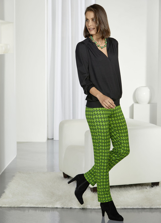 - Jerseyhose mit ausdrucksstarker Dessinierung, in Größe 017 bis 048, in Farbe GRÜN-SCHWARZ Ansicht 2