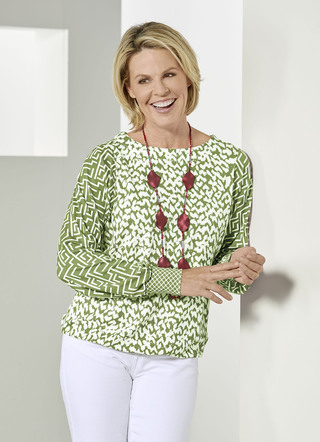 Fabelhaftes Shirt in Muster-Mix allover in 2 Farben