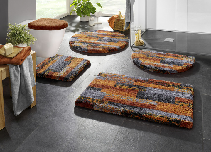 Badgarnituren - Badgarnitur in Supersoft-Qualität, in Größe 100 (Vorleger halbrund, 50/ 80 cm) bis 112 (WC-Deckelbezug, 47/ 50 cm), in Farbe GRÜN Ansicht 3