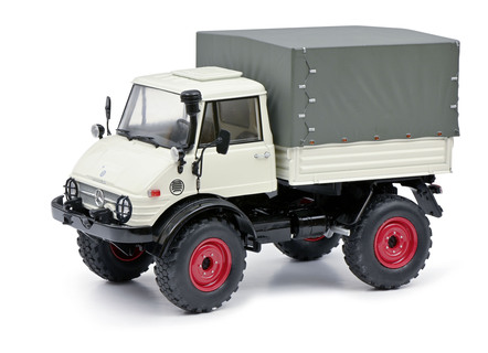 Unimog 406 mit Plane