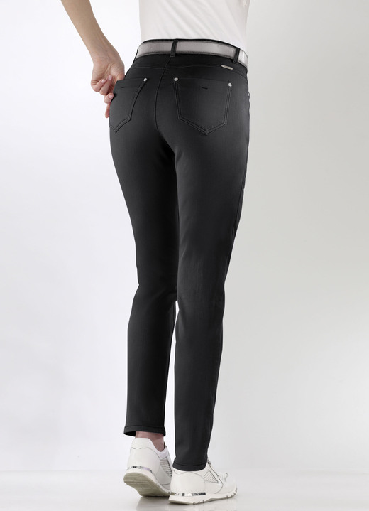 Hosen in Schlupfform - Magic-Jeans mit hohem Stretchanteil Ansicht 25 Hosen in Schlupfform - Magic-Jeans mit hohem Stretchanteil, in Größe 017 bis 054, in Farbe JEANSBLAU Ansicht 25