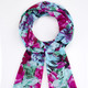 - Schal mit verwischtem Blütendessin, in Farbe BLEU-BUNT – Farbe BLEU-BUNT – Ansicht 1