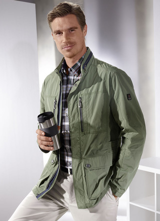 Jacke von „Gate One“