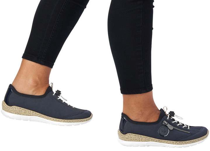 Slipper & Schnürschuhe - Rieker, sportliche Damen-Sneaker, mit MemoSoft Decksohle Ansicht 7 Slipper & Schnürschuhe - Rieker, sportliche Damen-Sneaker, mit MemoSoft Decksohle, in Größe 036 bis 042, in Farbe DUNKELBLAU Ansicht 7