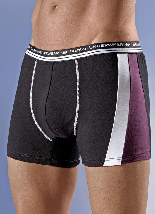 - Viererpack Pants mit Elastikbund und Kontrasteinsätzen, in Größe 005 bis 011, in Farbe 2X SCHWARZ-BORDEAUX-WEISS, 2X BORDEAUX-SCHWARZ-WEISS