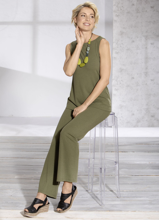 - Supersofte Hose in bequemer Weite, in Größe 018 bis 054, in Farbe OLIV Ansicht 2