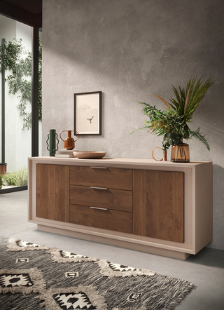 Stilvolles Sideboard