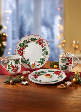 Weihnachtliches Service aus Fine Bone China-Porzellan