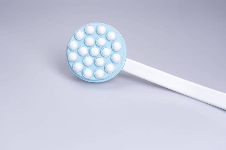 Badhilfen - Rückencremer mit integrierten Rollen Ansicht 2 Badhilfen - Rückencremer mit integrierten Rollen, in Farbe WEISS Ansicht 2