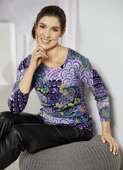 Pullover & Strickmode - Pullover in Feinstrick Pullover & Strickmode - Pullover in Feinstrick, in Größe L(44/46) bis XXL(52/54), in Farbe LILA-MULTICOLOR
