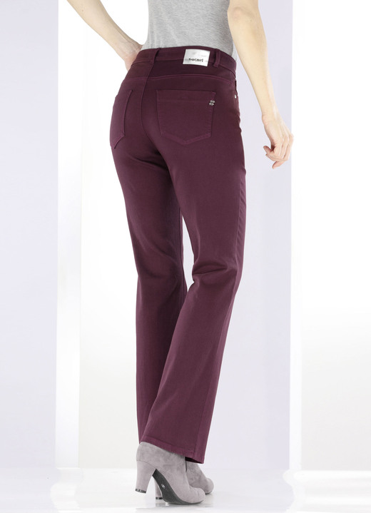 Ascari - Magic-Jeans mit modisch weiterem Beinverlauf Ansicht 8 Ascari - Magic-Jeans mit modisch weiterem Beinverlauf, in Größe 017 bis 088, in Farbe JEANSBLAU Ansicht 8