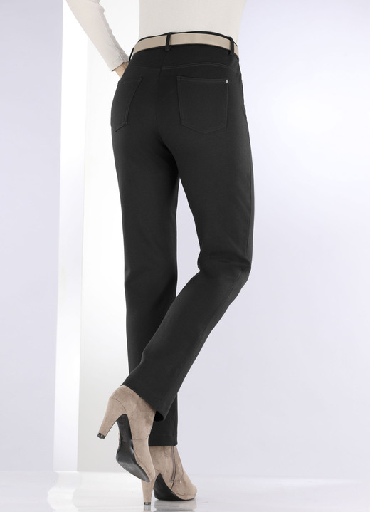 Hosen mit Knopf- und Reißverschluss - Hose mit sportivem Chic Ansicht 16 Hosen mit Knopf- und Reißverschluss - Hose mit sportivem Chic, in Größe 017 bis 092, in Farbe COGNAC Ansicht 16