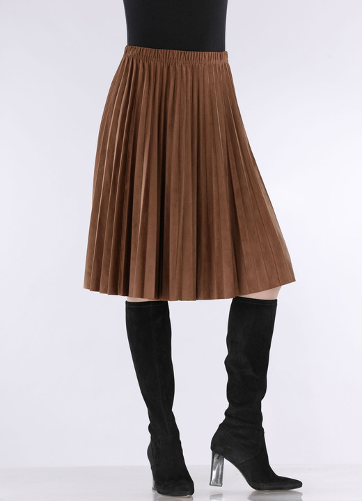 Röcke - Plissee-Rock in topaktueller Wildleder-Oprik, in Größe 034 bis 052, in Farbe SCHWARZ Ansicht 3