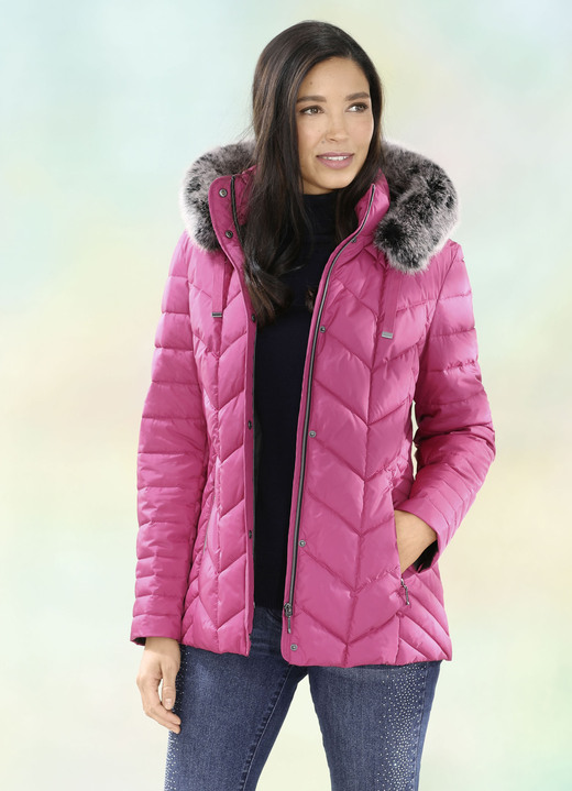 Winterjacken - Jacke mit abnehmbarer Kapuze, in Größe 034 bis 052, in Farbe FUCHSIA Ansicht 2