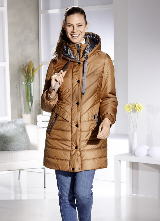 Jacken & Mäntel - Kurzmantel mit Westeneinsatz Ansicht 2 Jacken & Mäntel - Kurzmantel mit Westeneinsatz, in Größe 036 bis 052, in Farbe HONIG Ansicht 2