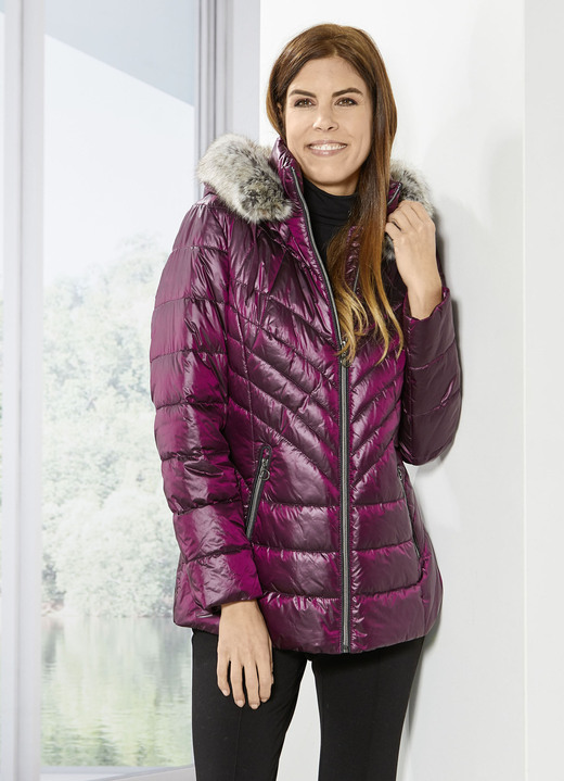 Jacken & Mäntel - Jacke in 2 Farben, in Größe 036 bis 052, in Farbe ZYKLAM Ansicht 1