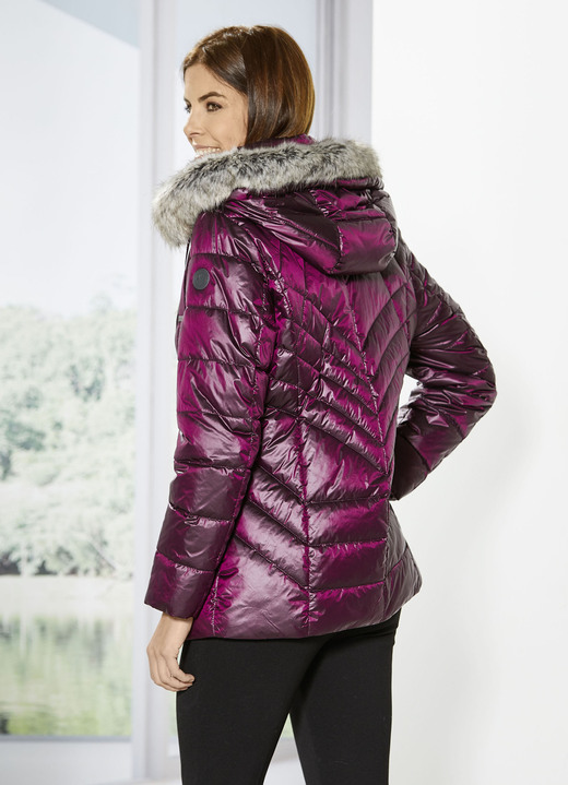 Jacken & Mäntel - Jacke in 2 Farben, in Größe 036 bis 052, in Farbe ZYKLAM Ansicht 3