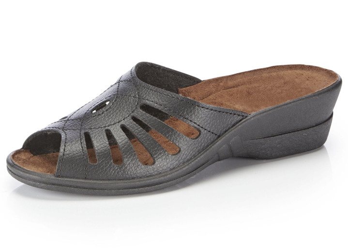 Sandaletten & Pantoletten - Pantolette mit Zierlochung, in Größe 036 bis 042, in Farbe WEISS Ansicht 4