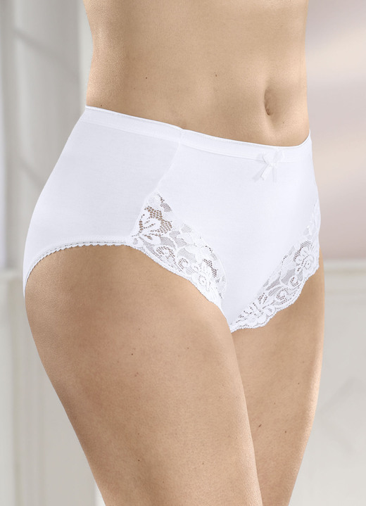 - Dreierpack Slips mit elastischer Spitze, in Größe 036 bis 050, in Farbe WEISS Ansicht 2