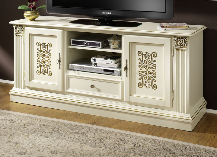 - Hochwertige Möbelserie mit aufwendigen Verzierungen, in Farbe CREME, in Ausführung Sideboard, 3-türig Ansicht 2