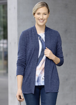 Strickjacke in Feinstrick