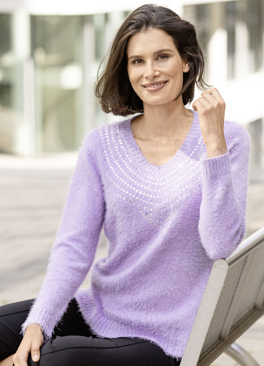 Pullover & Strickmode - Pullover aus superweichem Effektgarn Ansicht 2 Pullover & Strickmode - Pullover aus superweichem Effektgarn, in Größe 036 bis 052, in Farbe FLIEDER Ansicht 2