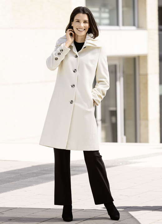 Jacken & Mäntel - Mantel mit Knopfleiste, in Größe 036 bis 052, in Farbe CREME Ansicht 2